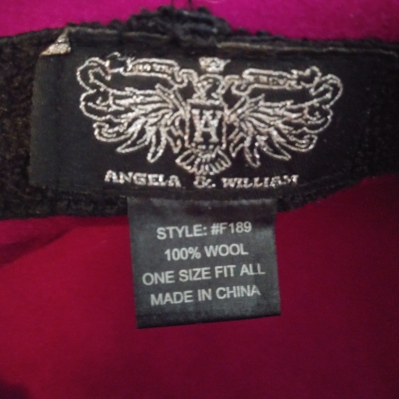 WOMEN'S WOOL FUSCHIA HAT - Picture 5 of 5